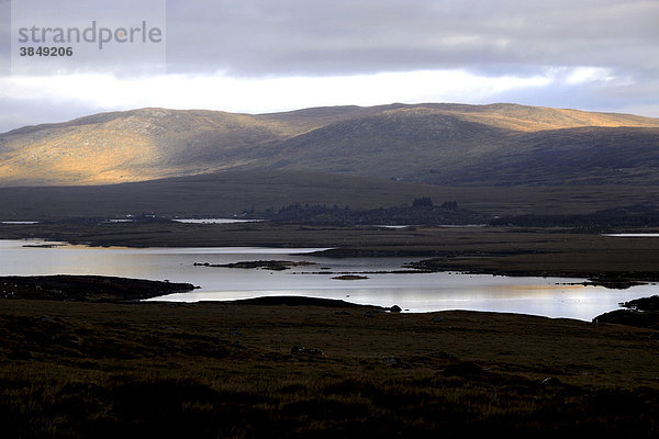 Leckavrea Berglandschaft  Connemara  County Galway  Republik Irland  Europa