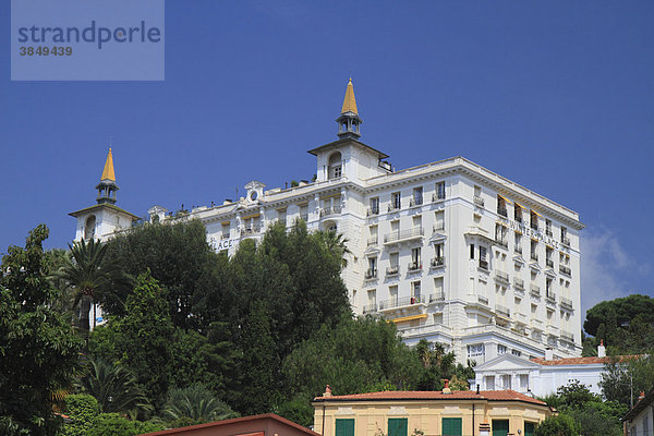 Ehemaliges Hotel Orient im orientalischen Stil der Belle Epoque  Menton  DÈpartement Alpes Maritimes  RÈgion Provence Alpes CÙte d'Azur  Frankreich  Mittelmeer  Europa