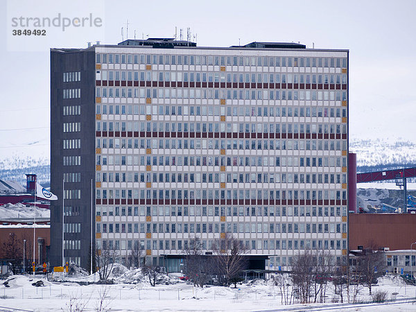 Das Verwaltungsgebäude der LKAB Eisenerzmine in Kiruna  Lappland  Nordschweden  Schweden  Europa