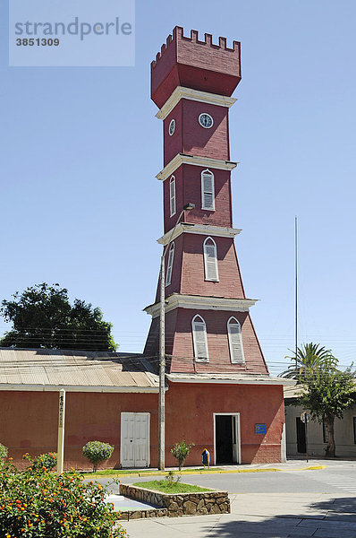 Uhrturm  Turm  Wahrzeichen  Plaza de Armas  Platz  Stadtpark  Vicuna  Valle d`Elqui  Elqui Tal  La Serena  Norte Chico  Nordchile  Chile  Südamerika