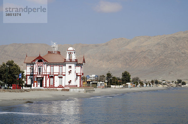 Armada de Chile  Marine  Militär  Hafenamt  Strand  Küste  Mejillones  kleiner Küstenort  Wüste  Antofagasta  Norte Grande  Nordchile  Chile  Südamerika