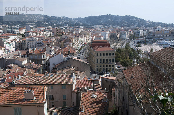 Ausblick von La Castre auf Cannes  Mont Chevalier  Cannes  CÙte d'Azur  Frankreich  Europa