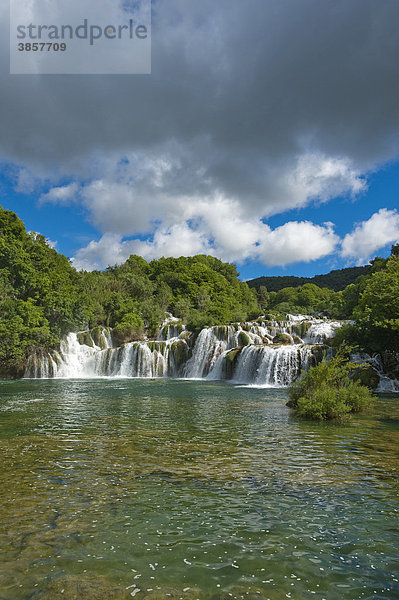 Nationalpark Krka Wasserfälle  Gespanschaft Sibenik-Knin  Kroatien  Europa
