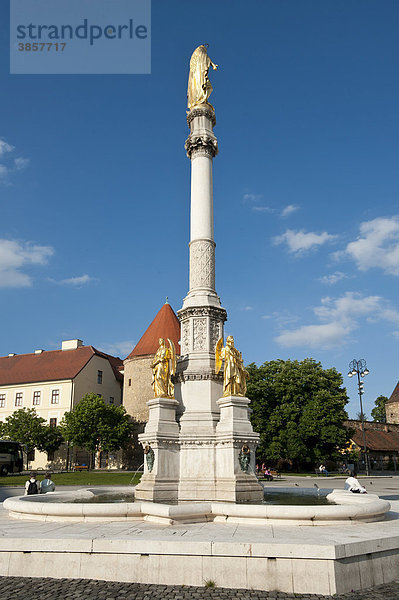 Madonnenbrunnen  Zagreb  Kroatien  Europa