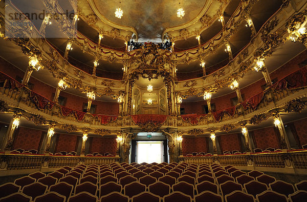 CuvilliÈs-Theater  erbaut von 1771-55 nach dem Entwurf des Architekten Francois CuvilliÈs  Münchener Residenz  München  Bayern  Deutschland  Europa