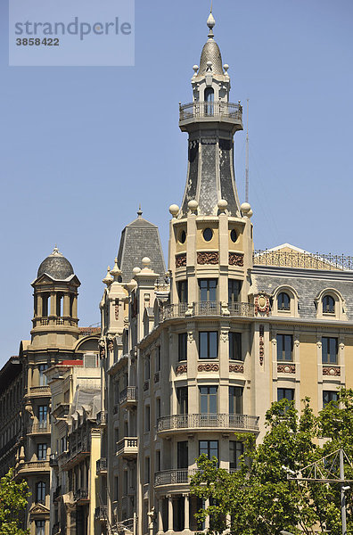 Prachtbauten am Südende der Rambla  Barcelona  Katalonien  Spanien  Europa