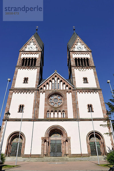 Katholische Dreifaltigkeitskirche  Offenburg  Baden-Württemberg  Deutschland  Europa