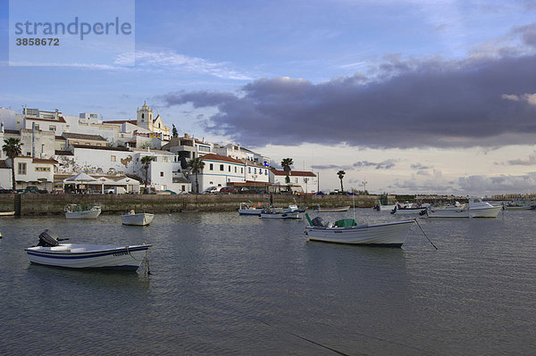 Stadtansicht  Ferragudo  Algarve  Portugal  Europa