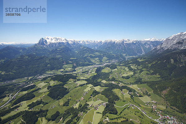 Luftaufnahme der Berge  Werfenweng  Österreich  Europa