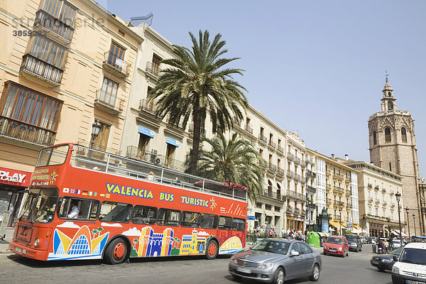 Touristenbus am Plaza Reina  Valencia  Comunidad Valencia  Spanien  Europa