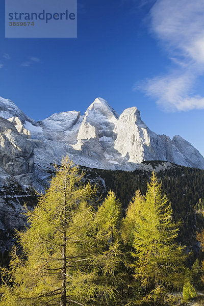 Marmolada im Herbst  Dolomiten  Trentino-Südtirol  Italien  Europa
