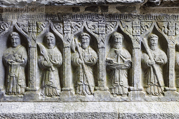 Figurenreliefs in Kathedrale  Rock of Cashel  County Tipperary  Irland  Britische Inseln  Europa