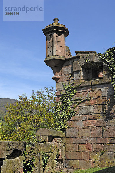 Kleiner Beobachtungsturm der Heidelberger Schlossruine  zerstört 1689  Schlosshof  Heidelberg  Baden-Württemberg  Deutschland  Europa