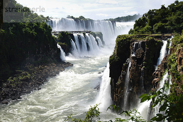 Iguazu Wasserfälle  argentinische Seite  Iguazu  Argentinien  Südamerika