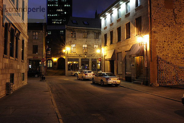 Straßenzug in der geschichtsträchtigen Altstadt von Montreal  Quebec  Kanada