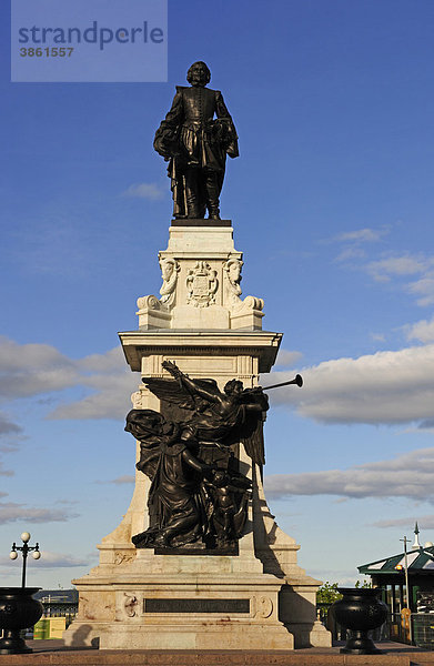 Statue von Samuel de Champlain  dem Gründer von Quebec Stadt  Quebec  Kanada