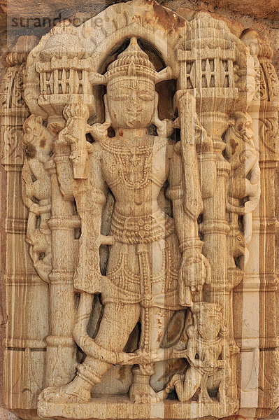 Wandfries  Skulptur an einem hinduistischen Tempel  Chittorgarh  Rajasthan  Indien  Asien