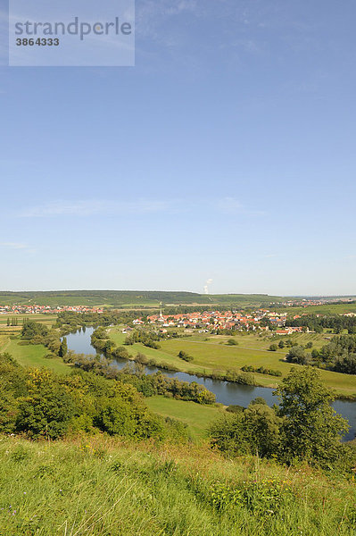 am  außen  Außenaufnahme  aussen  Aussenaufnahme  Aussenaufnahmen  bayerisch  bayerische  bayerischer  bayerisches  Bayern  bayrisch  bayrische  bayrischer  bayrisches  bei  BRD  Bundesrepublik  deutsch  deutsche  deutscher  deutsches  Deutschland  draußen  draussen  europäisch  europäische  europäischer  europäisches  Europa  europaeisch  europaeische  europaeischer  europaeisches  Flüsse  Fluß  Fluesse  Fluss  Flussläufe  Flusslaeufe  Flusslandschaft  Flusslandschaften  Flusslauf  fränkisch  fränkische  fränkischer  fränkisches  fraenkisch  fraenkische  fraenkischer  fraenkisches  Franken  Gewässer  Gewaesser  Landschaft  Landschaften  Main  Mainschleife  menschenleer  Natur  niemand  Nordheim  Süddeutschland  Sueddeutschland  Tag  Tage  Tageslicht  tagsüber  tagsueber  Unterfranken  Wasser