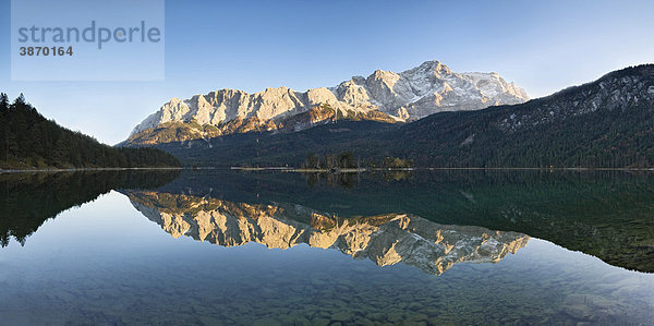 Alpen  am  atmosphärisch  atmosphärische  atmosphärischer  atmosphärisches  atmosphaerisch  atmosphaerische  atmosphaerischer  atmosphaerisches  außen  Außenaufnahme  aussen  Aussenaufnahme  Aussenaufnahmen  bayerisch  bayerische  bayerischer  bayerisches  Bayern  bayrisch  bayrische  bayrischer  bayrisches  bei  Berg  Berge  bergig  bergige  bergiger  bergiges  Berglandschaft  Berglandschaften  BRD  Bundesrepublik  deutsch  deutsche  deutscher  deutsches  Deutschland  draußen  draussen  Eibsee  Entspannung  Erholung  europäisch  europäische  europäischer  europäisches  Europa  europaeisch  europaeische  europaeischer  europaeisches  friedlich  friedliche  friedlicher  friedliches  Gebirge  gespiegelt  gespiegelte  gespiegelter  gespiegeltes  Gewässer  Gewaesser  Idylle  idyllisch  idyllische  idyllischer  idyllisches  im  Landschaft  Landschaften  malerisch  malerische  malerischer  malerisches  Meditation  menschenleer  Natur  niemand  Oberbayern  Panorama  Panoramabild  Panoramabilder  Panoramas  Panoramen  pittoresk  pittoreske  pittoresker  pittoreskes  Ruhe  Süddeutschland  See  Seen  Seengebiet  Seengebiete  Seenlandschaft  Seenlandschaften  sich  Spiegelbild  Spiegelbilder  spiegeln  Spiegelung  Spiegelungen  Stille  stimmungsvoll  stimmungsvolle  stimmungsvoller  stimmungsvolles  Sueddeutschland  Tag  Tage  Tageslicht  tagsüber  tagsueber  und  Wasser  Wasserspiegelung  Wasserspiegelungen  Wettersteingebirge  Zugspitze