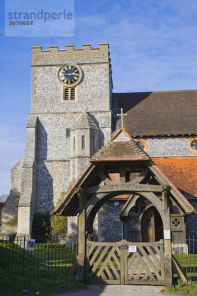 alt  alte  alter  altes  am  Architektur  außen  Außenansicht  Außenansichten  Außenaufnahme  aussen  Aussenansicht  Aussenansichten  Aussenaufnahme  Aussenaufnahmen  Bau  Bauten  Bauwerk  Bauwerke  bei  Berkshire  britisch  britische  britischer  britisches  Christentum  christlich  christliche  christlicher  christliches  Church  draußen  draussen  Eingänge  Eingaenge  Eingang  Eingangstor  Eingangstore  England  englisch  englische  englischer  englisches  europäisch  europäische  europäischer  europäisches  Europa  europaeisch  europaeische  europaeischer  europaeisches  Gebäude  Gebaeude  Glaube  glauben  Großbritannien  Grossbritannien  hölzern  hölzerne  hölzerner  hölzernes  hoelzern  hoelzerne  hoelzerner  hoelzernes  Holz  Königreich  Kirche  Kirchen  Kirchtürme  Kirchtuerme  Kirchturm  Koenigreich  Kreuz  Kreuze  Marys  menschenleer  niemand  religiös  religiöse  religiöser  religiöses  religioes  religioese  religioeser  religioeses  Religion  Sakralbau  Sakralbauten  St  steinern  steinerne  steinerner  steinernes  Streatley  Türme  Tag  Tage  Tageslicht  tagsüber  tagsueber  Tor  Tore  Tuerme  Turm  Turmuhr  Turmuhren  Uhr  Uhren  Vereinigtes