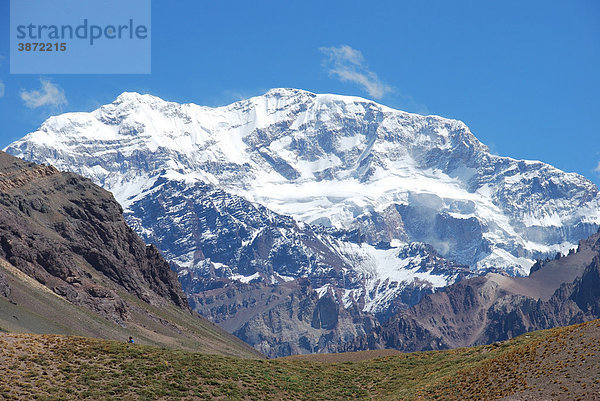 6  970  970  Aconcagua  am  Amerika  amerikanisch  amerikanische  amerikanischer  amerikanisches  Anden  Argentinien  argentinisch  argentinische  argentinischer  argentinisches  außen  Außenaufnahme  aussen  Aussenaufnahme  Aussenaufnahmen  bei  Berg  Berge  bergig  bergige  bergiger  bergiges  Berglandschaft  Berglandschaften  der  draußen  draussen  Gebirge  Gipfel  höchste  hoechste  Landschaft  Landschaften  Mendoza  menschenleer  Metern  mit  Natur  niemand  Südamerika  südamerikanisch  südamerikanische  südamerikanischer  südamerikanisches  Südamerikas  Suedamerika  suedamerikanisch  suedamerikanische  suedamerikanischer  suedamerikanisches  Suedamerikas  Tag  Tage  Tageslicht  tagsüber  tagsueber