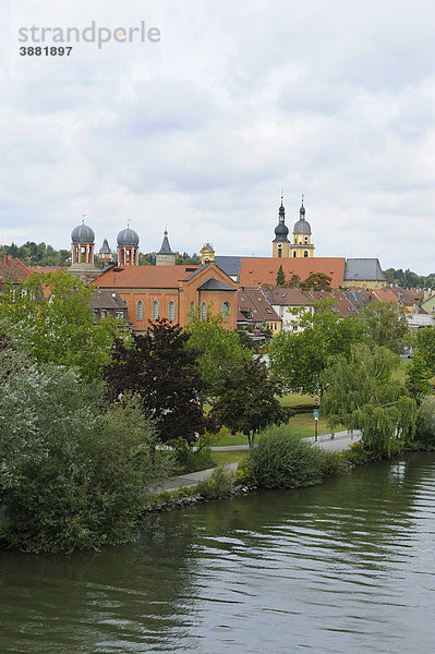 Stadtansicht von Kitzingen am Main  Unterfranken  Bayern  Deutschland  Europa
