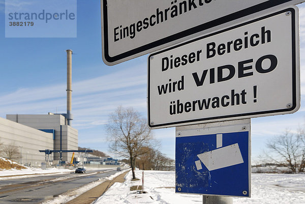 Videoüberwachung vor dem Kernkraftwerk  KKW Krümmel in Geesthacht  Schleswig-Holstein  Deutschland  Europa