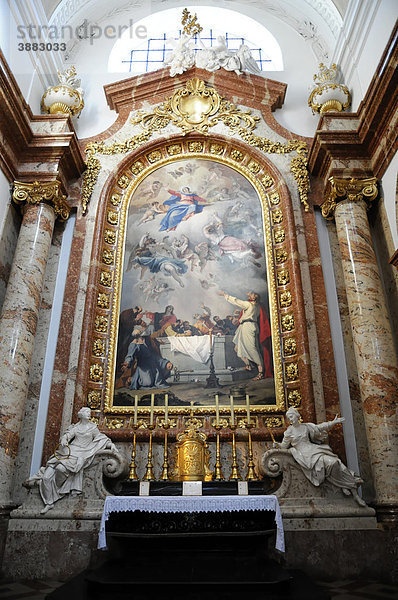 Detail  Seitenaltar  Innenansicht  Karlskirche  erbaut 1716-1737  Wien  Österreich  Europa