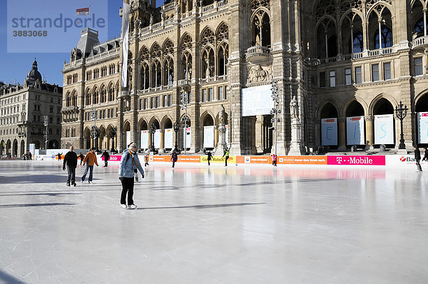 15 Jahre Eistraum  Eislaufbahn am Neuen Rathaus  Wien  Österreich  Europa