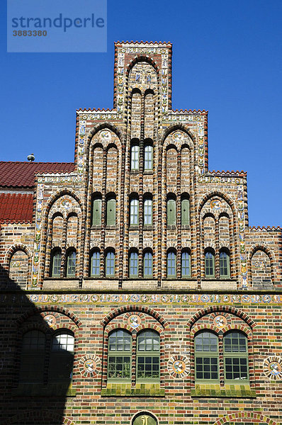 Giebel  mittelalterliches Backsteinhaus  Altstadt  Hansestadt Rostock  Mecklenburg-Vorpommern  Deutschland  Europa
