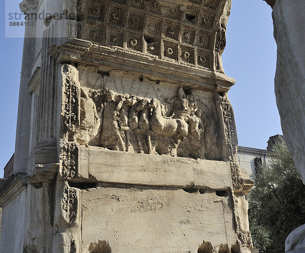 Relief im Titusbogen auf dem Forum Romanum  Rom  Latium  Italien  Europa