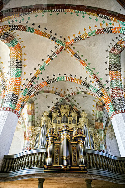 Die Orgelempore der Nikolaikirche in Jüterbog  Fläming  Brandenburg  Deutschland  Europa