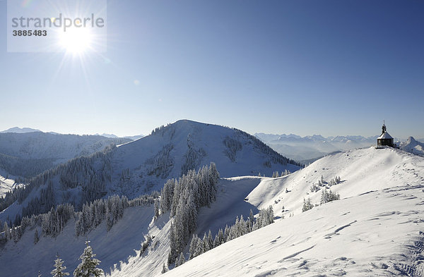 Setzberg und Wallbergkircherl  Wallberg  Bayrische Alpen  Oberbayern  Bayern  Deutschland  Europa