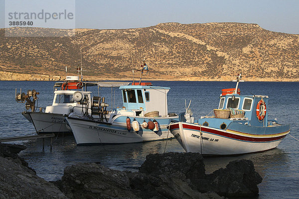 Fischerboote  Perama Bucht  Amopi  Insel Karpathos  Ägäische Inseln  Ägäis  Dodekanes  Griechenland  Europa