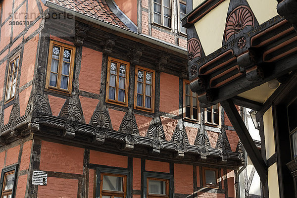 Historisches Fachwerkhaus mit schön geschnitztem Gebälk  Hölle  Quedlinburg  Harz  Sachsen-Anhalt  Deutschland  Europa