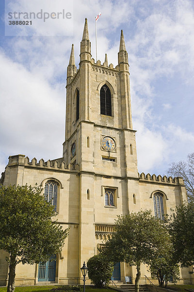Pfarrkirche St. Johannes der Täufer  High Street  Windsor  Berkshire  England  Großbritannien  Europa