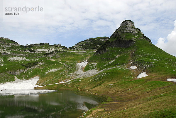 Naturschutzgebiet  Landschaft am Loser Berg  Altaussee  Bad Aussee  Ausseerland  Totes Gebirge  Salzkammergut  Steiermark Alpen  Österreich  Europa