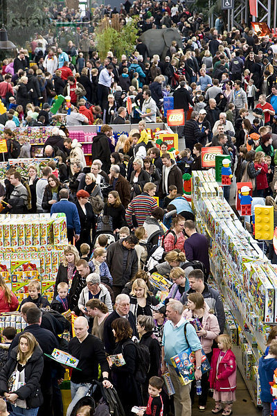 Andrang von Besuchern bei der Lego-Weltausstellung in Dänemark