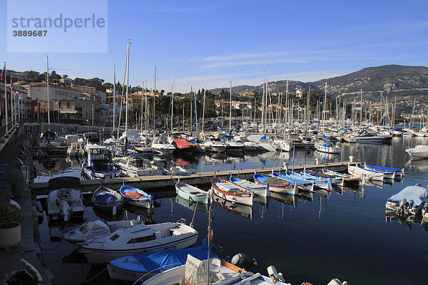 Hafen von Saint Jean Cap Ferrat  DÈpartement Alpes-Maritimes  RÈgion Provence Alpes CÙte d'Azur  Mittelmeer  Frankreich  Europa