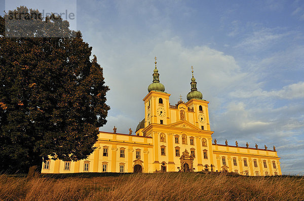 Barocke Basilica minor  Kirche der Heimsuchung der Jungfrau Maria  auf dem Svaty Kopecek Hügel in der Nähe von Olomouc  Olmütz  Tschechische Republik  Europa