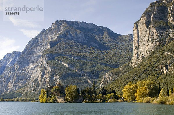 Castel Toblino  Lago di Toblino  Trentino  Italien  Europa