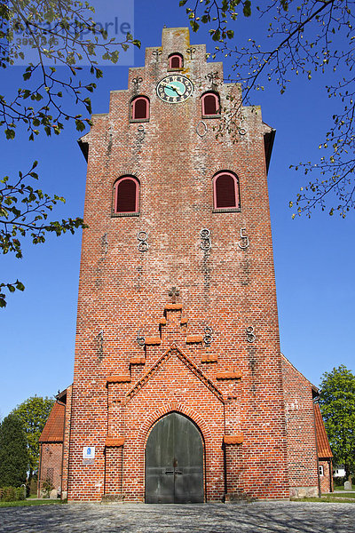 Historische Kirche in Sülfeld  Kreis Segeberg  Schleswig-Holstein  Deutschland  Europa