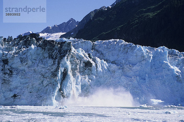 Gletscher kalb  Meares Glacier Gletscher  Chugach National Forest  Prince William Sound  Alaska  USA