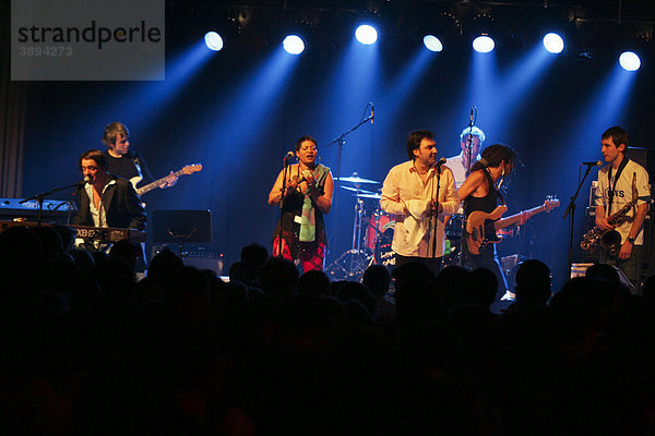 Die US-schweizerische Funk und Soulband Funky Brotherhood live beim Winterfestival in Wolhusen  Luzern  Schweiz