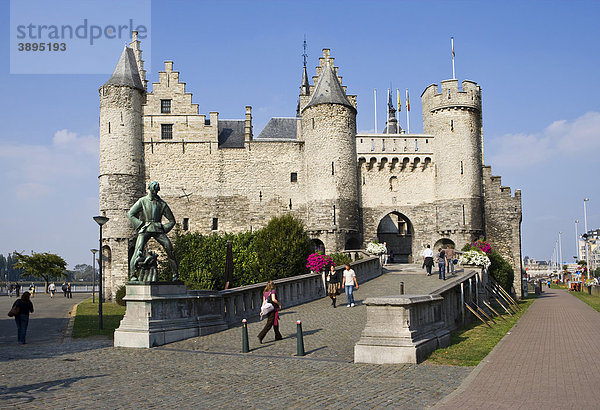 Burg Steen mit Lange Wapper  Antwerpen  Flandern  Belgien  Europa