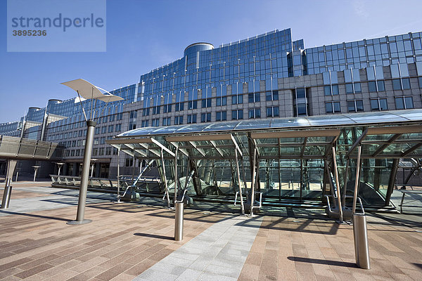 Der Eingang zur Bahnstation  Europäisches Parlament  Brüssel  Belgien  Europa