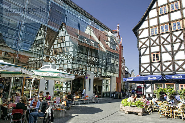 StraßencafÈ in Erfurt  Thüringen  Deutschland  Europa