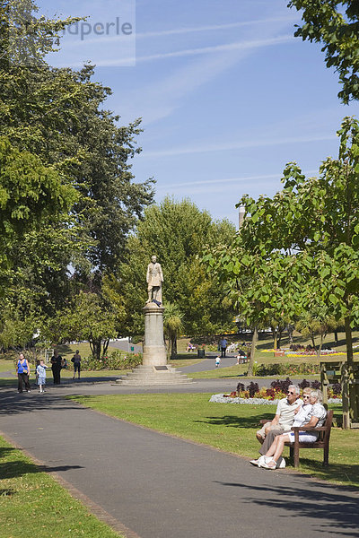 Fort Gardens  Park mit der Statue von General Charles George Gordon  Gravesend  Kent  England  Vereinigtes Königreich  Europa