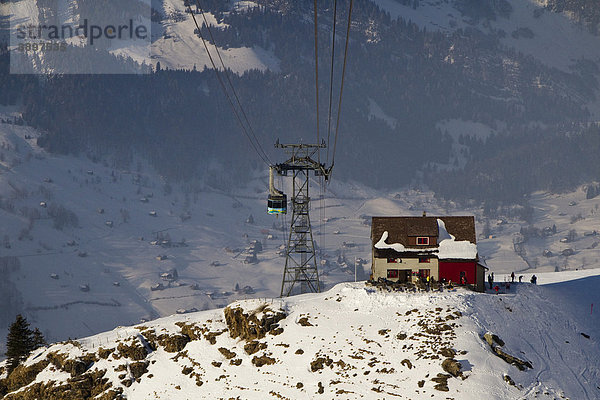 Berggasthaus Stöffeli im Skigebiet Chäserrugg  Churfirsten  Kanton St. Gallen  Schweiz  Europa
