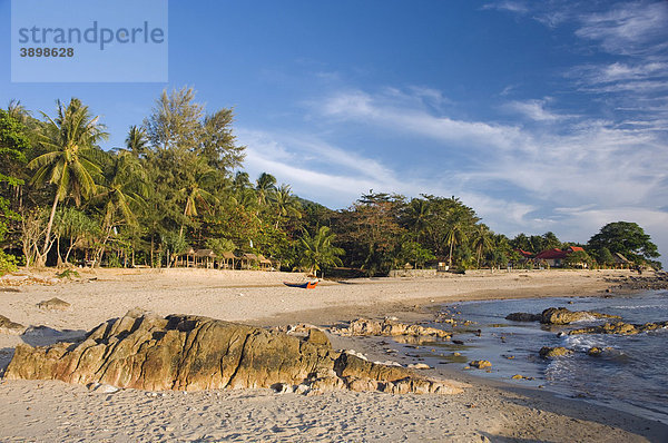 Palmenstrand  Klong Nin Beach  Insel Ko Lanta oder Koh Lanta  Krabi  Thailand  Asien